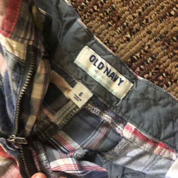 Shorts - Picture 2 of 2